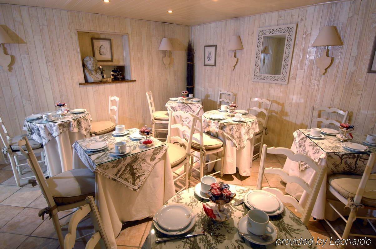 ורסאי Hotel La Residence Du Berry מסעדה תמונה